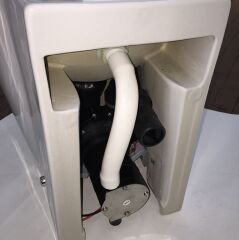 12V Laguna, Elektrikli Tuvalet